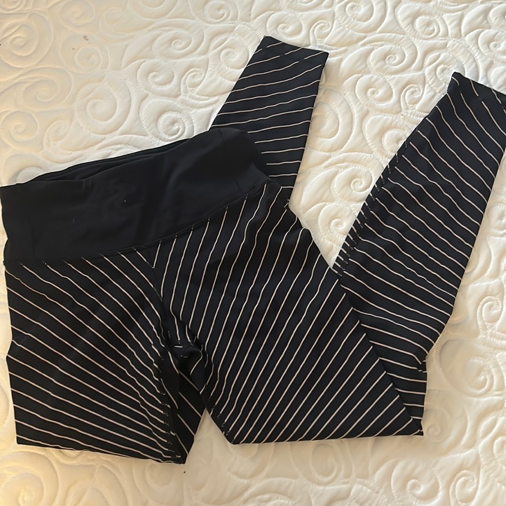 Very rare Lululemon Speed Wunder Tight* Reflective 28"
